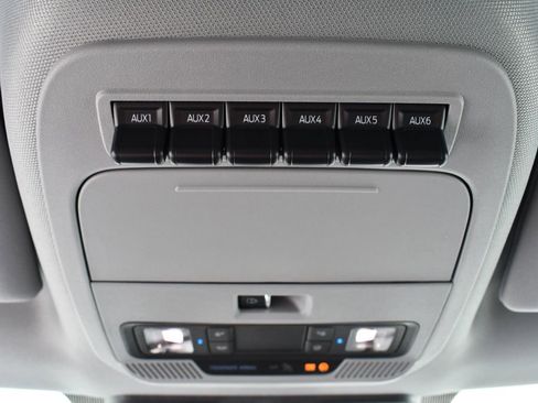 New 2026 Ford F250 XLT w/ XLT Premium Package AWD/4WD image 34