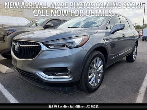 Used 2021 Buick Enclave Essence w/ Sound and Sites Package FWD image 1