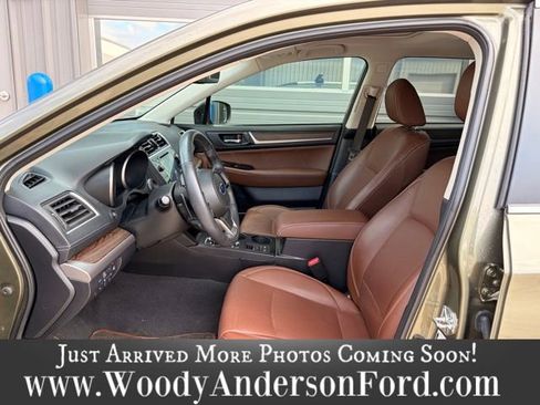 Used 2019 Subaru Outback 2.5i Touring w/ Popular Package #3A image 9