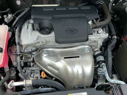 Used 2018 Toyota RAV4 XLE image 30