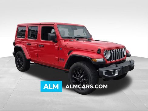 Used 2025 Jeep Wrangler Unlimited Sahara w/ Safety Group AWD/4WD image 1