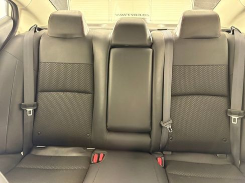 Used 2024 Nissan Altima 2.5 SR FWD image 34