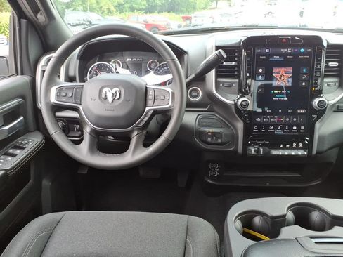 Used 2025 RAM 2500 Big Horn AWD/4WD image 22