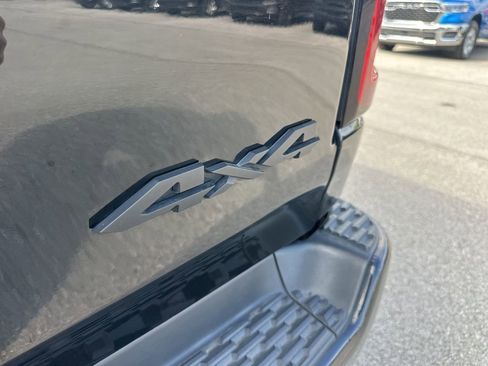 Used 2025 RAM 1500 Big Horn AWD/4WD image 9