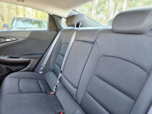 Used 2023 Chevrolet Malibu LT FWD image 28
