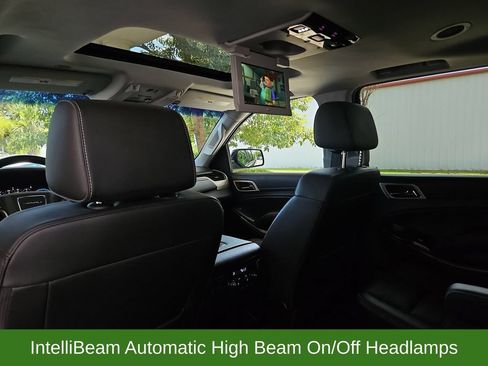 Used 2018 GMC Yukon XL Denali w/ Denali Ultimate Package AWD/4WD image 31