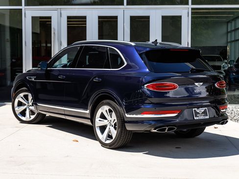 Certified 2024 Bentley Bentayga image 15