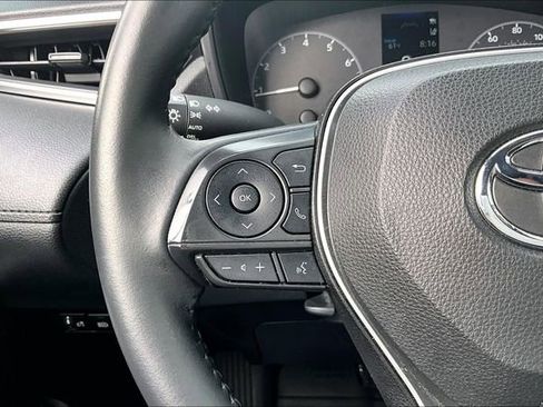 Used 2023 Toyota Corolla Cross LE image 10