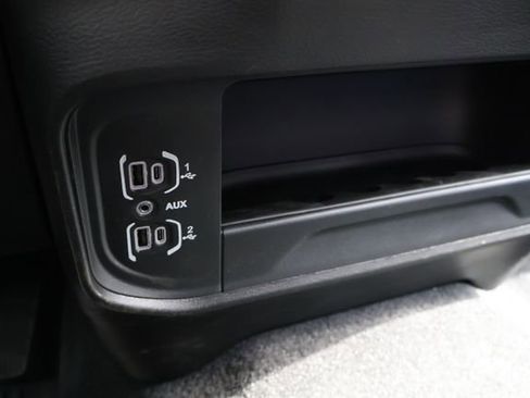 New 2026 RAM 3500 Big Horn AWD/4WD image 15
