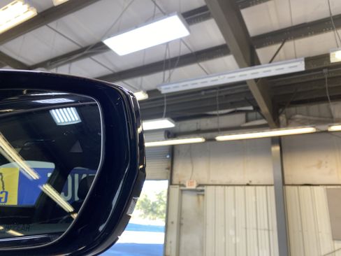 Used 2025 Jeep Grand Cherokee L Limited w/ Black Appearance Package image 15