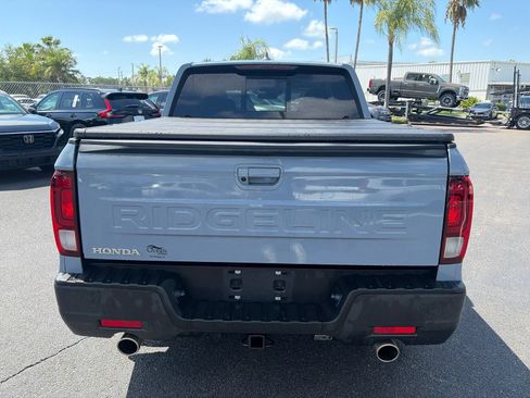 Certified 2025 Honda Ridgeline RTL image 6