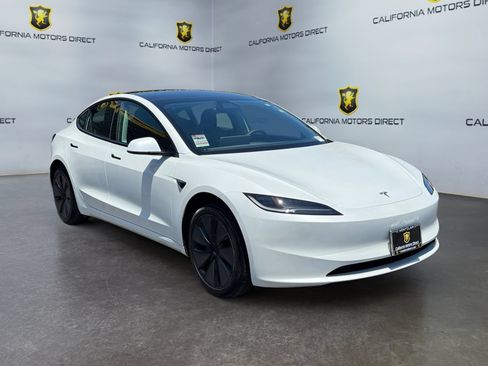 Used 2025 Tesla Model 3 RWD image 3