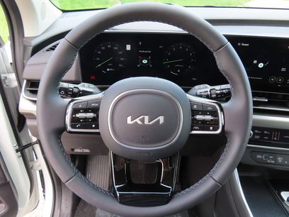 New 2026 Kia Carnival SX Prestige