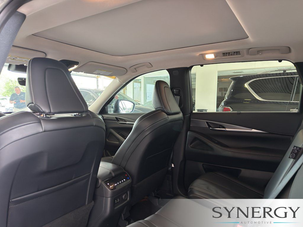Used 2023 INFINITI QX60 Luxe w/ Cargo Package AWD/4WD image 28