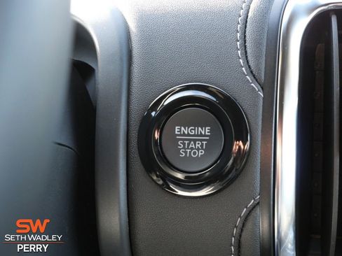 New 2025 Ford Expedition Max Platinum w/ Stealth Appearance Package image 23