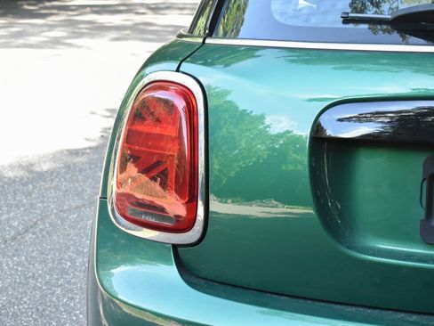 Used 2022 MINI Cooper S FWD image 29