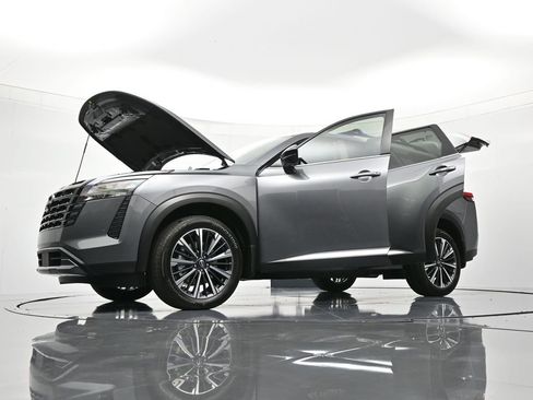 New 2026 Nissan Pathfinder Platinum w/ Cargo Package AWD/4WD image 53