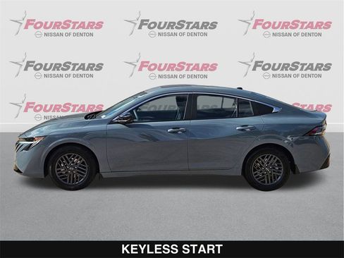 New 2026 Nissan Sentra SV image 8