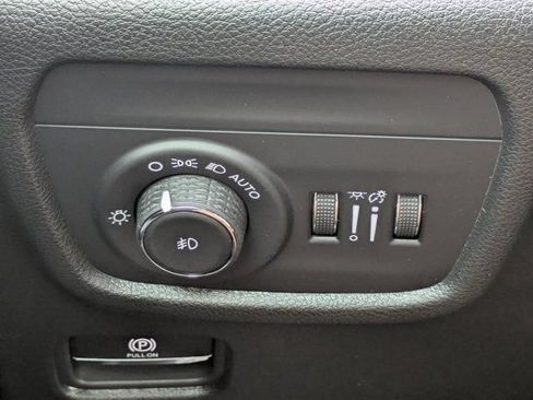 New 2026 Jeep Grand Cherokee L Limited w/ Limited Altitude Package RWD image 28