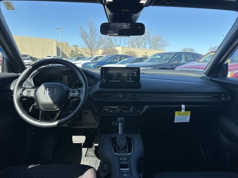 Certified 2026 Honda HR-V Sport image 16