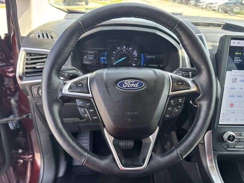 Used 2022 Ford Edge Titanium AWD/4WD image 21
