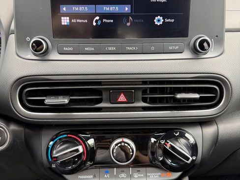 Used 2023 Hyundai Kona SEL w/ Cargo Package AWD/4WD image 18