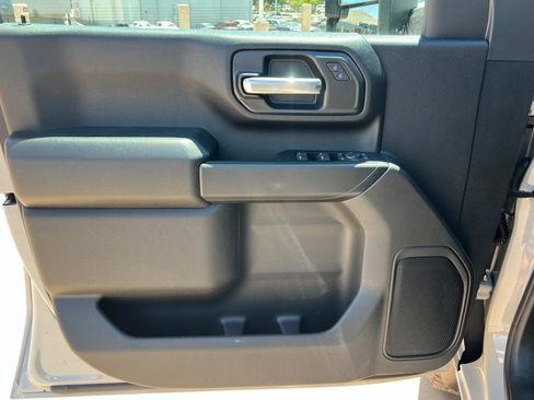 New 2026 Chevrolet Silverado 2500 Custom w/ Custom Value Package AWD/4WD image 15