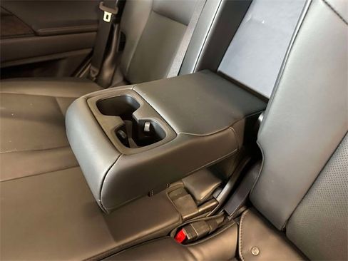 Used 2024 Lexus GX 550 image 25