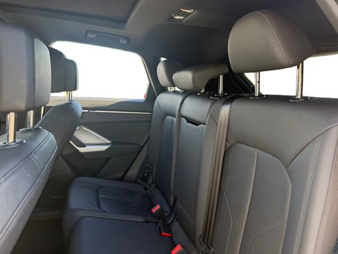 Used 2022 Audi Q3 2.0T Premium image 13