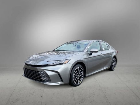 New 2026 Toyota Camry XLE image 1