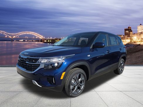 New 2026 Kia Seltos LX image 1