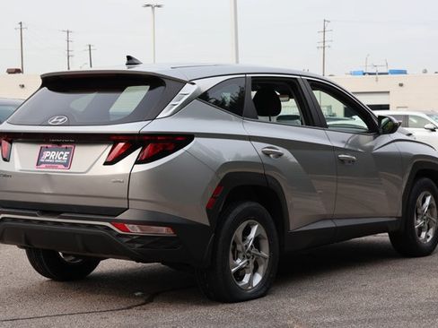 Used 2022 Hyundai Tucson SE AWD/4WD image 5