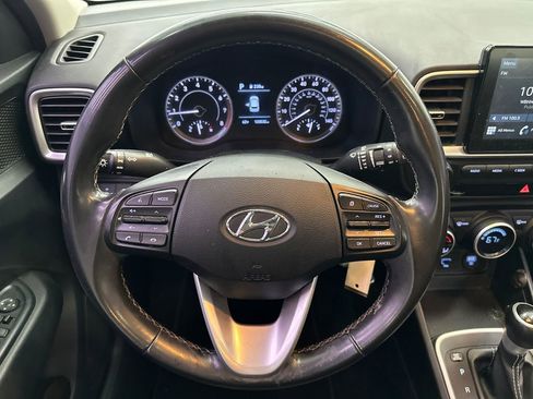 Used 2020 Hyundai Venue SEL w/ Convenience Package FWD image 21