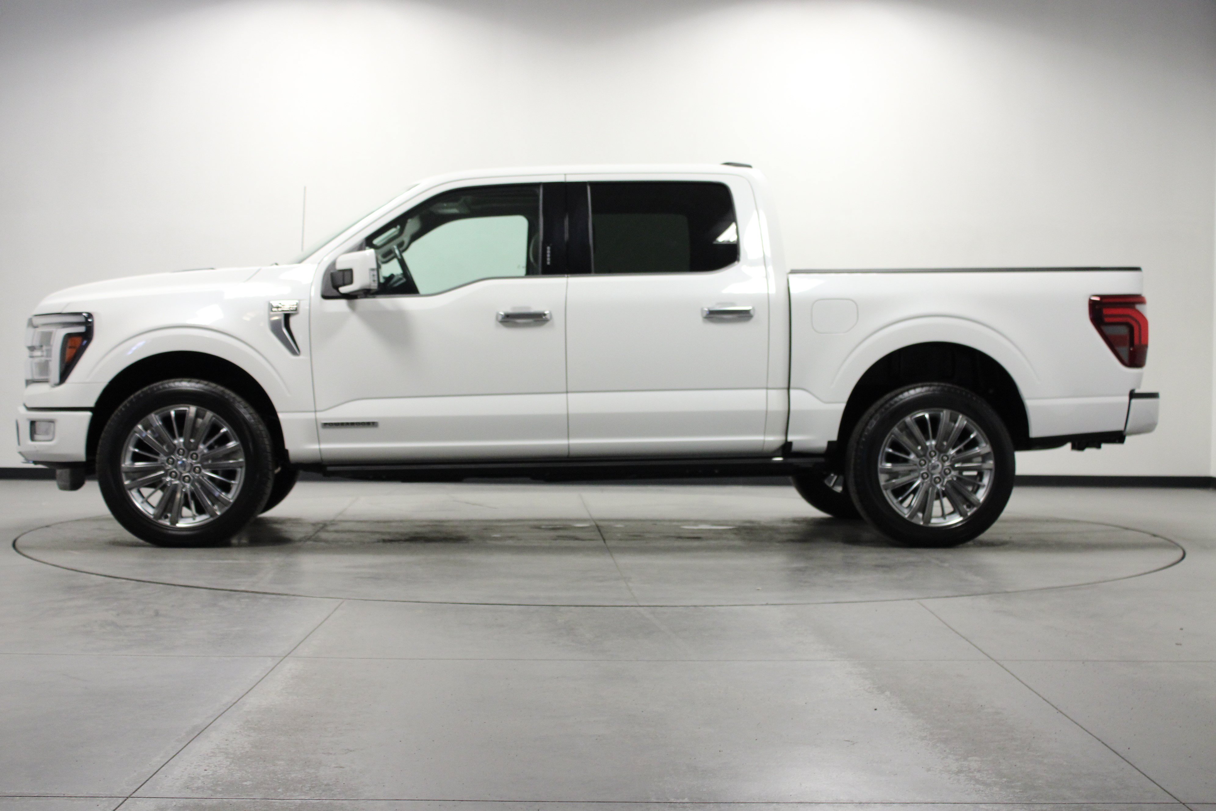 Used 2024 Ford F150 Platinum w/ Equipment Group 703A Plus AWD/4WD image 7