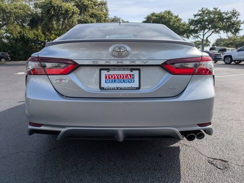 Used 2023 Toyota Camry SE w/ Convenience Package FWD image 5