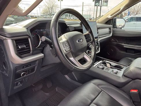 Used 2024 Ford Expedition Max XLT image 16