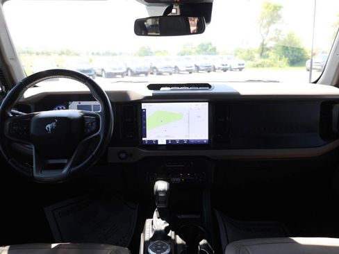 Used 2022 Ford Bronco Wildtrak AWD/4WD image 14