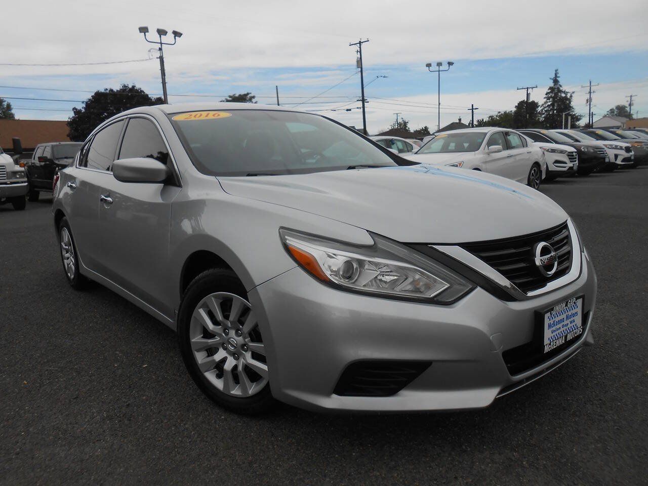 Used 2016 Nissan Altima 2.5 S w/ Power Driver Seat Package FWD image 1