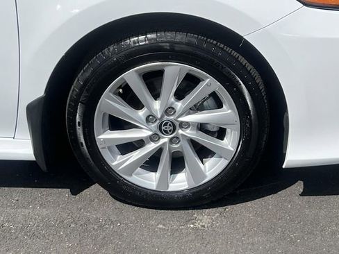 Used 2024 Toyota Camry LE AWD/4WD image 7