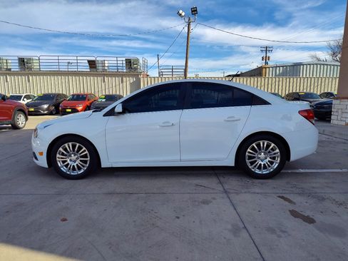 Used 2012 Chevrolet Cruze Eco image 7