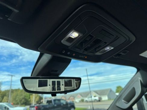 Used 2022 Chevrolet Silverado 2500 High Country w/ Z71 Off-Road Package image 31