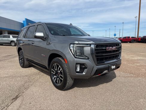 Used 2021 GMC Yukon AT4 w/ Technology Package image 8