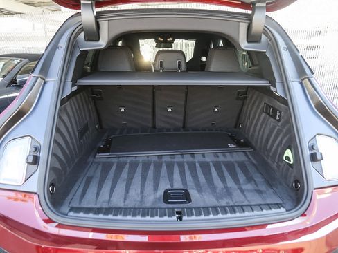 Used 2025 BMW iX xDrive50 w/ Sport Package image 22