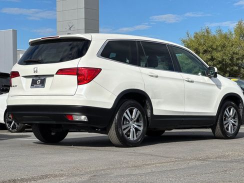 Used 2017 Honda Pilot EX-L image 2