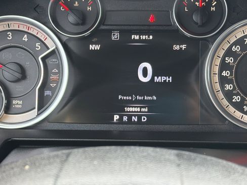 Used 2014 RAM 3500 Laramie image 26