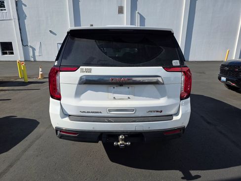 Used 2021 GMC Yukon XL AT4 w/ AT4 Premium Package AWD/4WD image 6