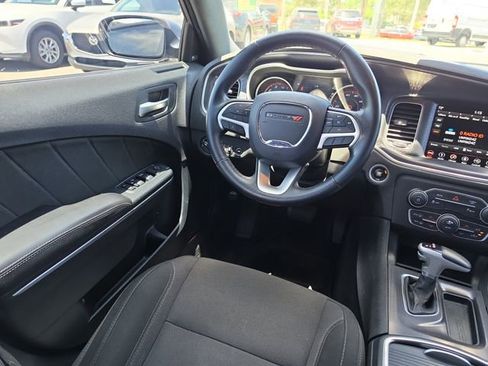 Used 2018 Dodge Charger SXT Plus RWD image 8