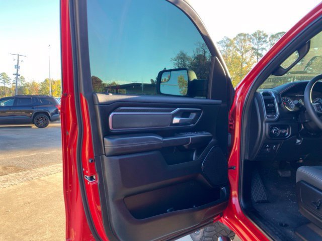 Used 2025 RAM 1500 Big Horn AWD/4WD image 24