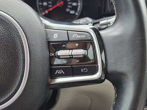 Certified 2023 Kia Sorento S image 28