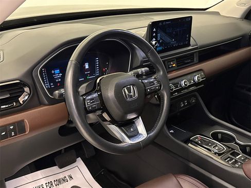 Certified 2023 Honda Pilot Elite image 23